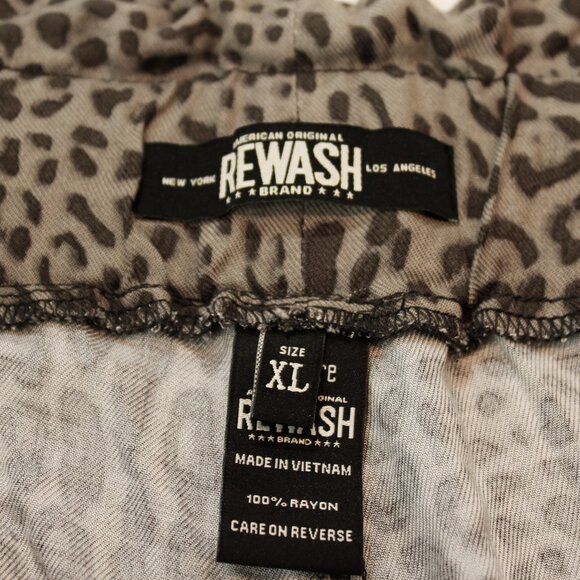 Closet Clearout! | NWT! Rewash Grey Leopard Paperbag Pants | ComfyCore - Picture 6 of 8